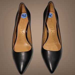 Women's Calvin Klein Black Leather Heels w/ Gold Detail, 3 inch heel, Size 7